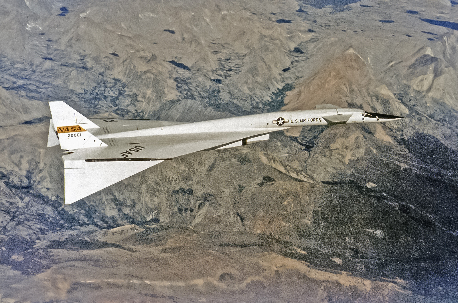Cold War Sky Kings: Top 10 Must-See Aircraft