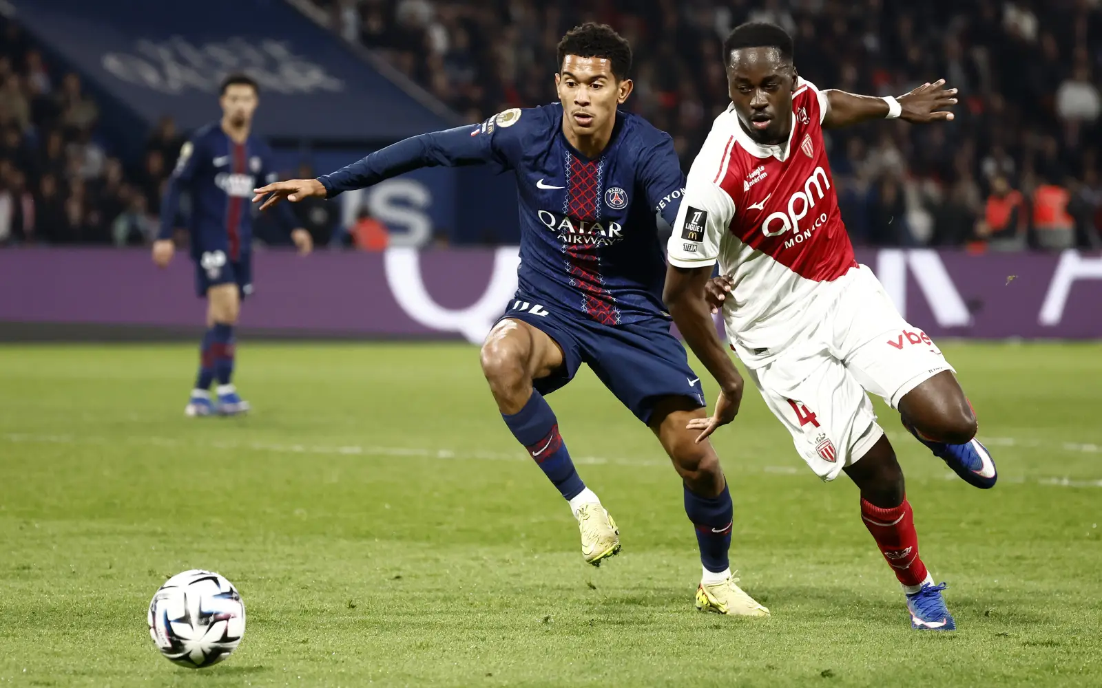 Monaco Stun PSG Ahead of Chelsea Clash