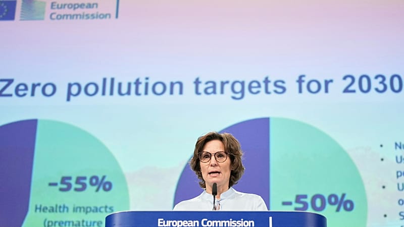 EU Backs PFAS Ban: Commission Holds Final Say