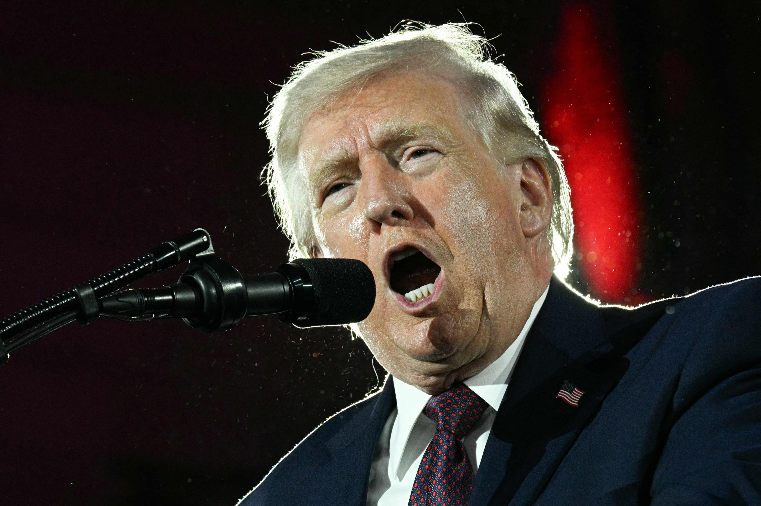 Trump Urges Iran: Negotiate Now, Before Time Runs Out