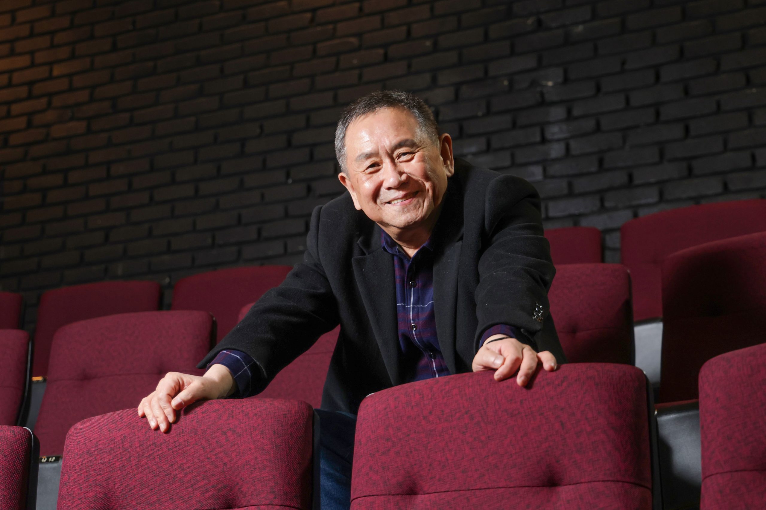 Sim Jae-chan’s 50-Year Theater Legacy Concludes in ‘Manseon’