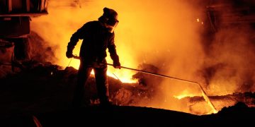 Don’t Pay a Penny for British Steel, Warns Top Accountant