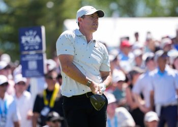 Rory McIlroy Chases Title as Alex Smalley Leads at US PGA