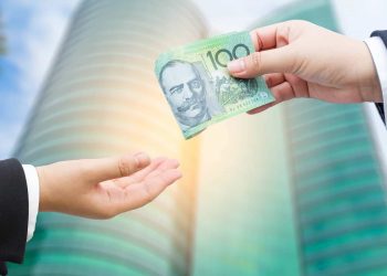 ANZ Shares: $8k Passive Income in 2027?