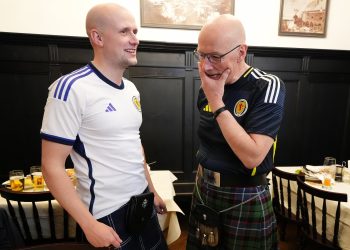 Flynn to World Cup: “Bore Off” to Critics