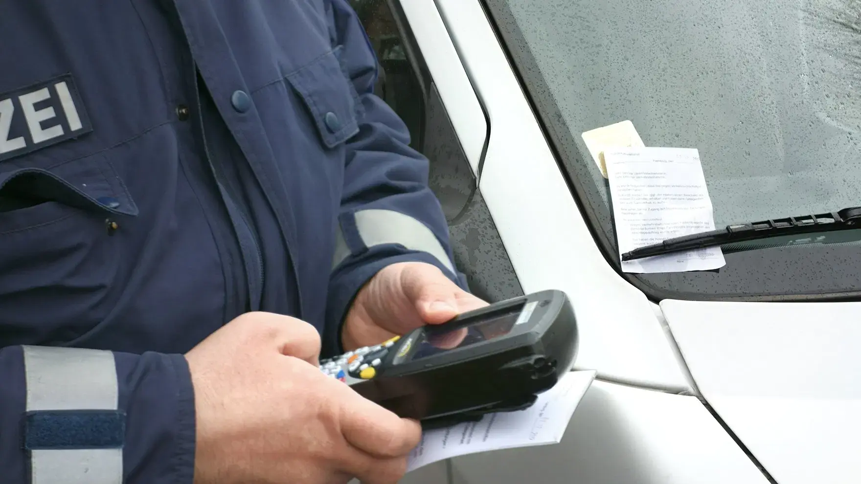 No Parking? You’ll Be Fined: The Aussie Bay-Hopping Trap
